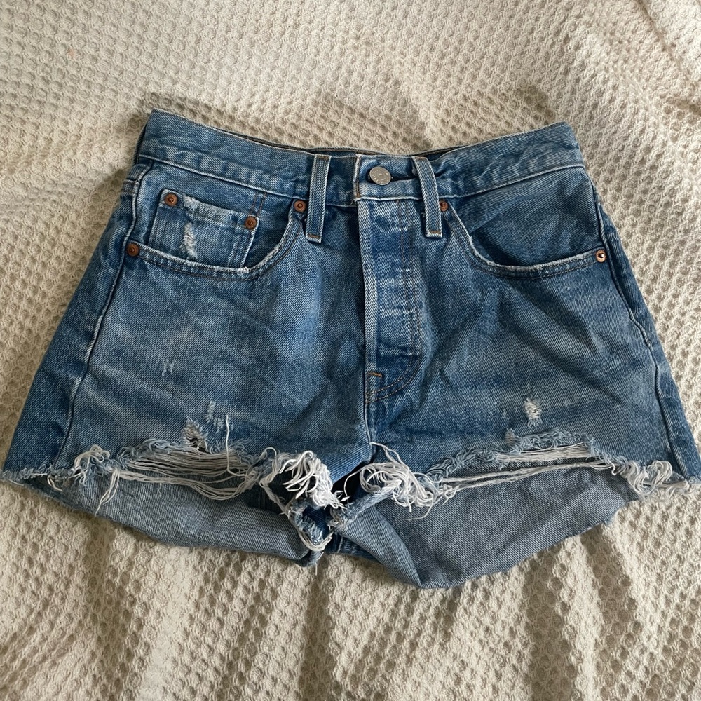 Levi shorts